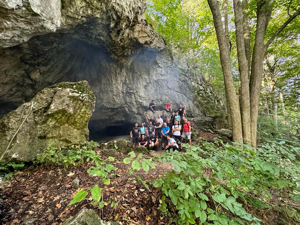 teambuilding_derava_skala